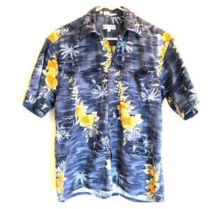 Pierre Cardin blue Hawaiian men’s shirt.